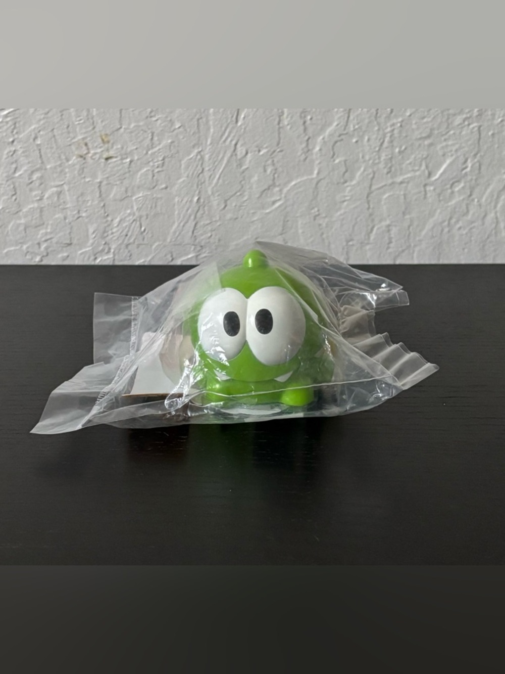 New Exclusive Cut The Rope Om Nom 3" Mini Rare Collectible Figure Toy DecoPac